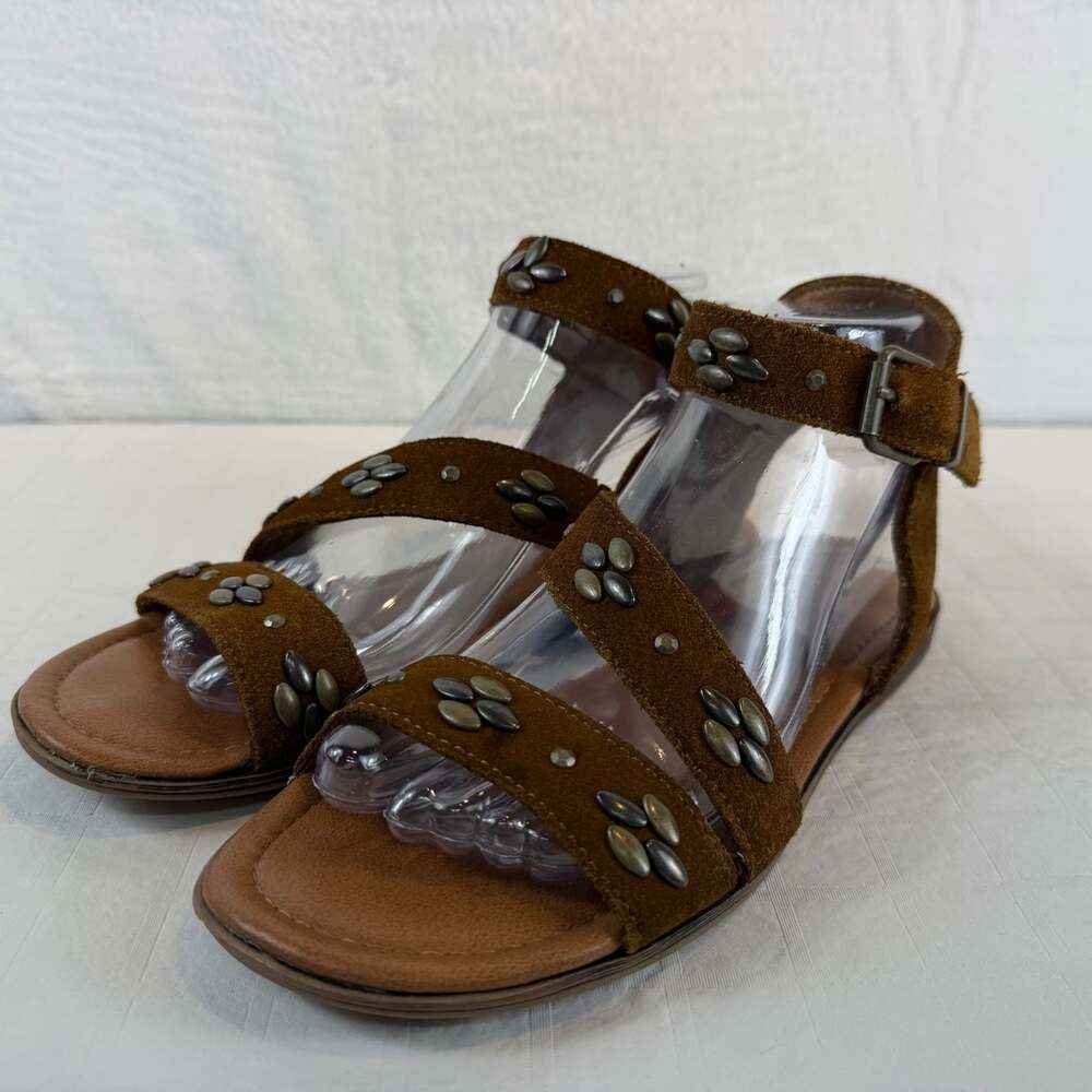 Minnetonka Brown Medallion Leather Sandal Women's Size 7